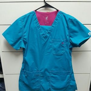 Mc2 scrub set